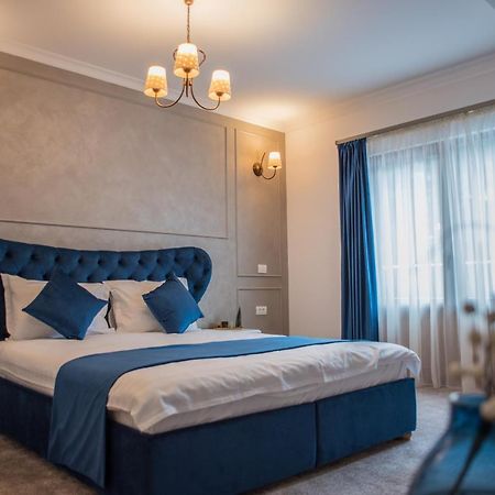 Boga Rooms 시나이아 외부 사진