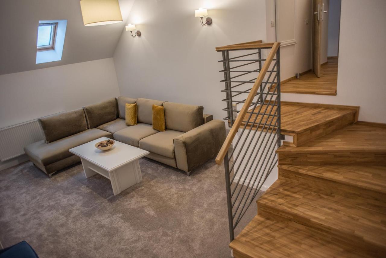 Boga Rooms 시나이아 외부 사진